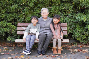 相続人が分割前に死亡！数次相続の場合、手続きはどうなるの？【事例あり】