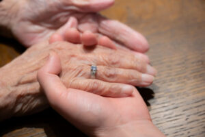 孫に遺産を相続させたい！ トラブルを回避して円満に財産を受け渡す方法とは？２